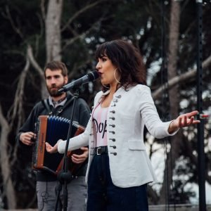 Concierto-Chica